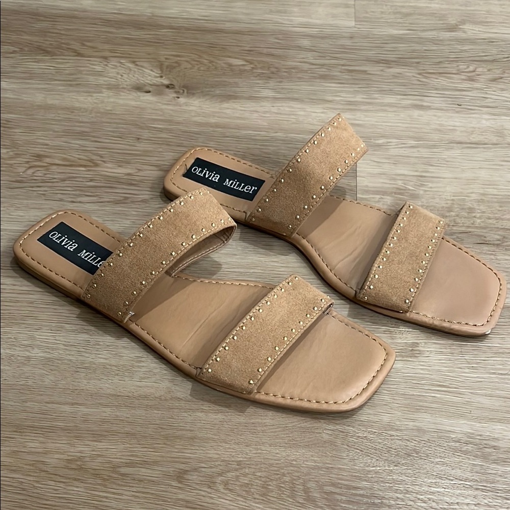 Tan Sandals with Gold Accents - Picture 2 of 5
